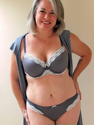 beautiful mature Bristols pictures