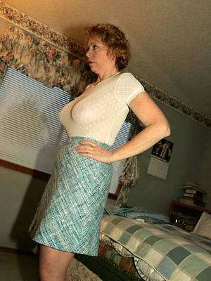 sexy mature women non nude homemade pics