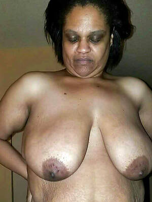 blue mature latinas foto