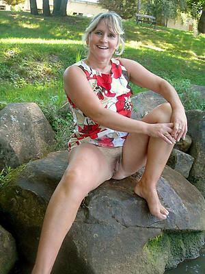 in one's birthday suit pics of sexy beautiful mature european woman