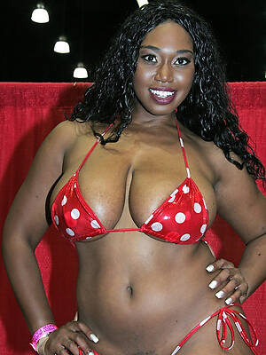 hot sexy elderly ebony of age naked photo