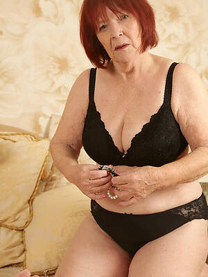 horny mature nude redhead pics