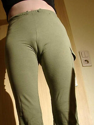 hot mature cameltoe pussy pictures
