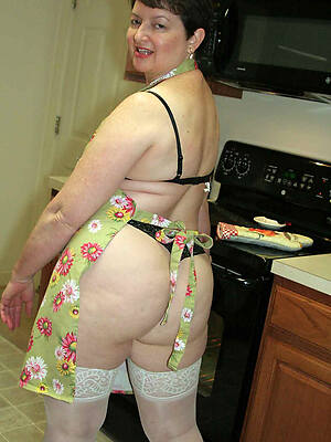 free pics be advantageous to of age english wife