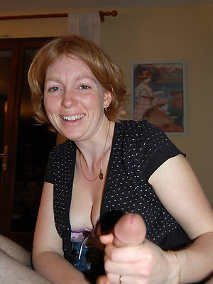 naked pics of best mature handjob