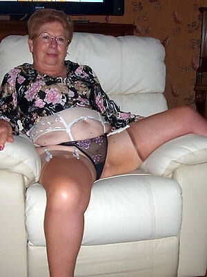 nasty mature pussy over 60 nude pictures